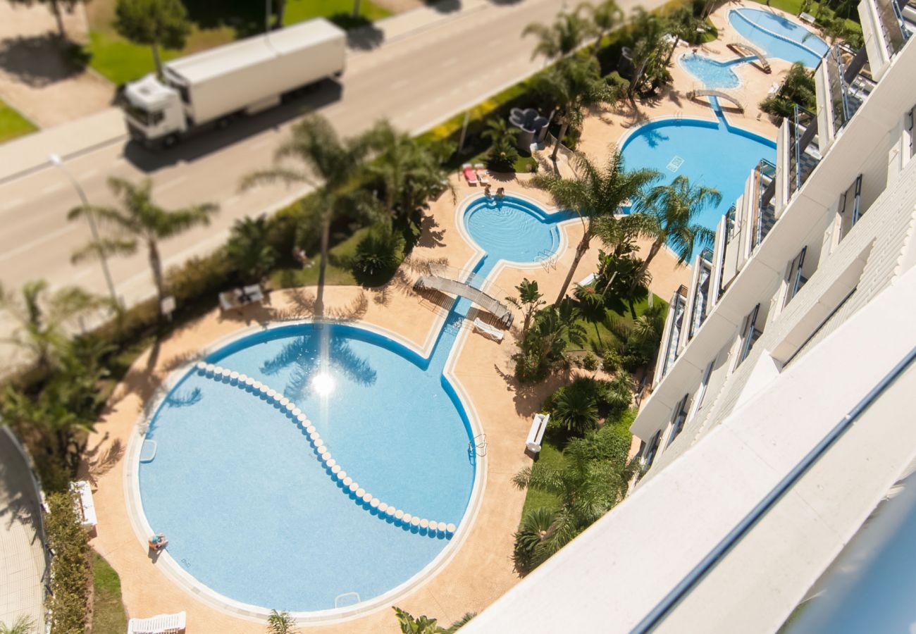 Apartamento en Playa de Gandía - Bonito apartamento en un complejo cerrado y familiar cerca de la playa. Piscina / Wifi / Gim / BBQ-ALQUILER SOLO FAMILIAS