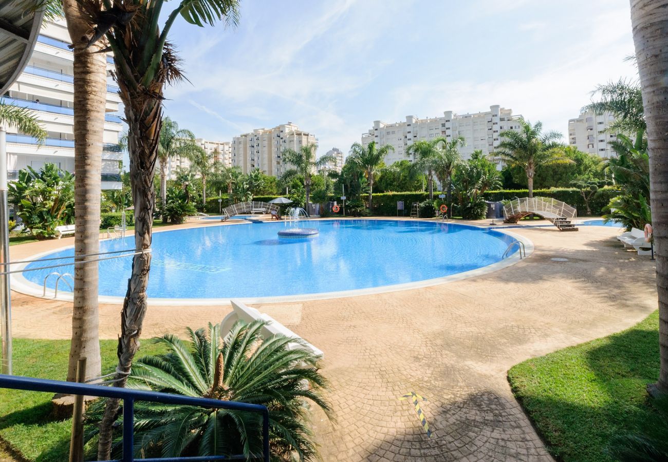 Apartamento en Playa de Gandía - Bonito apartamento en un complejo cerrado y familiar cerca de la playa. Piscina / Wifi / Gim / BBQ-ALQUILER SOLO FAMILIAS