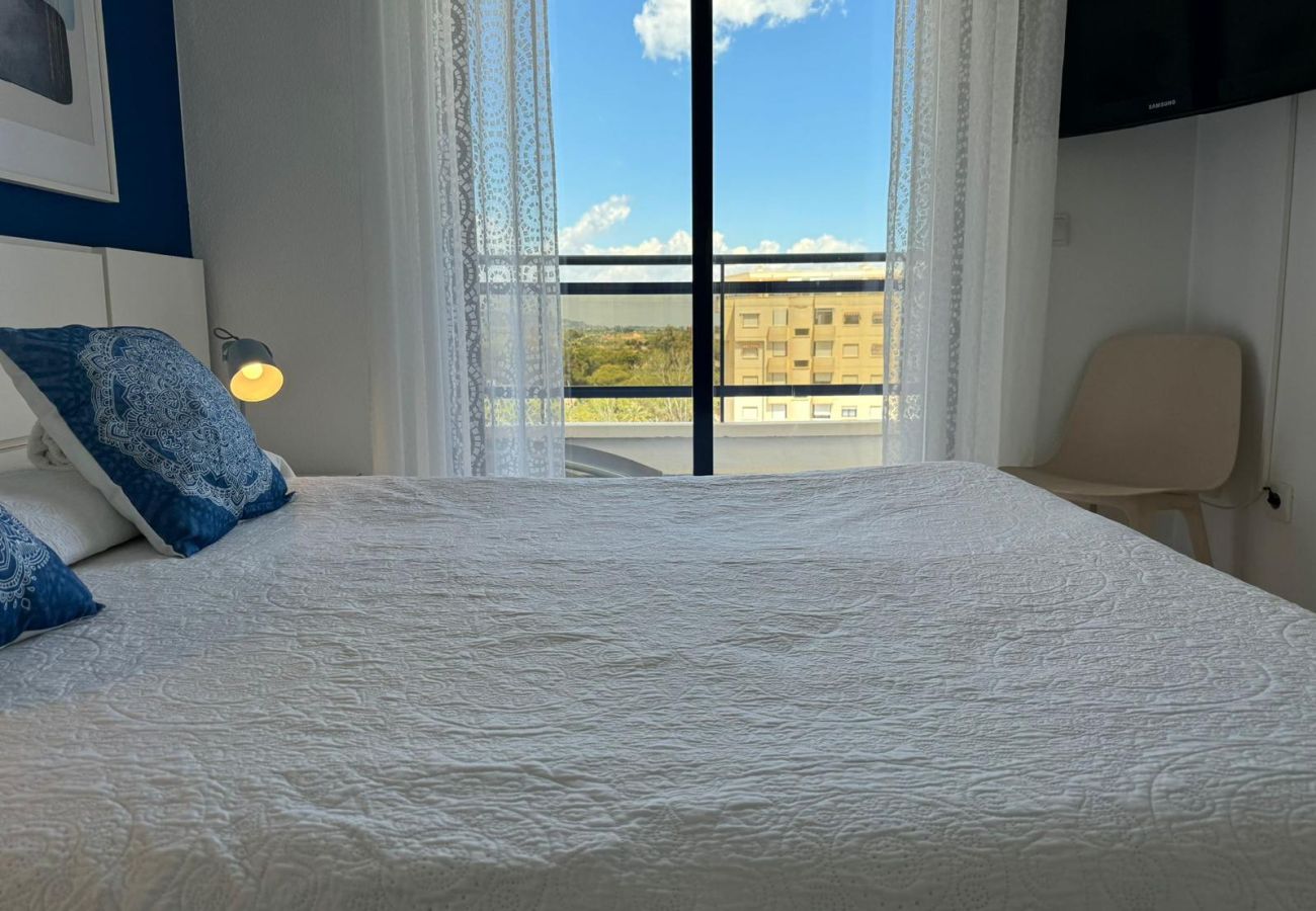 Apartamento en Playa de Gandía - Bonito apartamento en un complejo cerrado y familiar cerca de la playa. Piscina / Wifi / Gim / BBQ-ALQUILER SOLO FAMILIAS