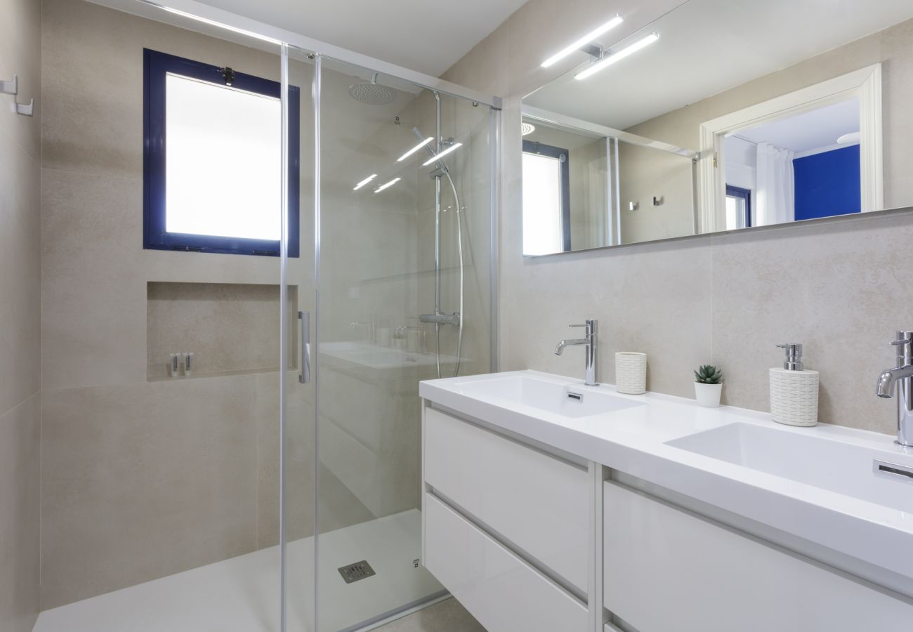 Apartamento en Playa de Gandía - Bonito apartamento en un complejo cerrado y familiar cerca de la playa. Piscina / Wifi / Gim / BBQ - alquiler solo familias