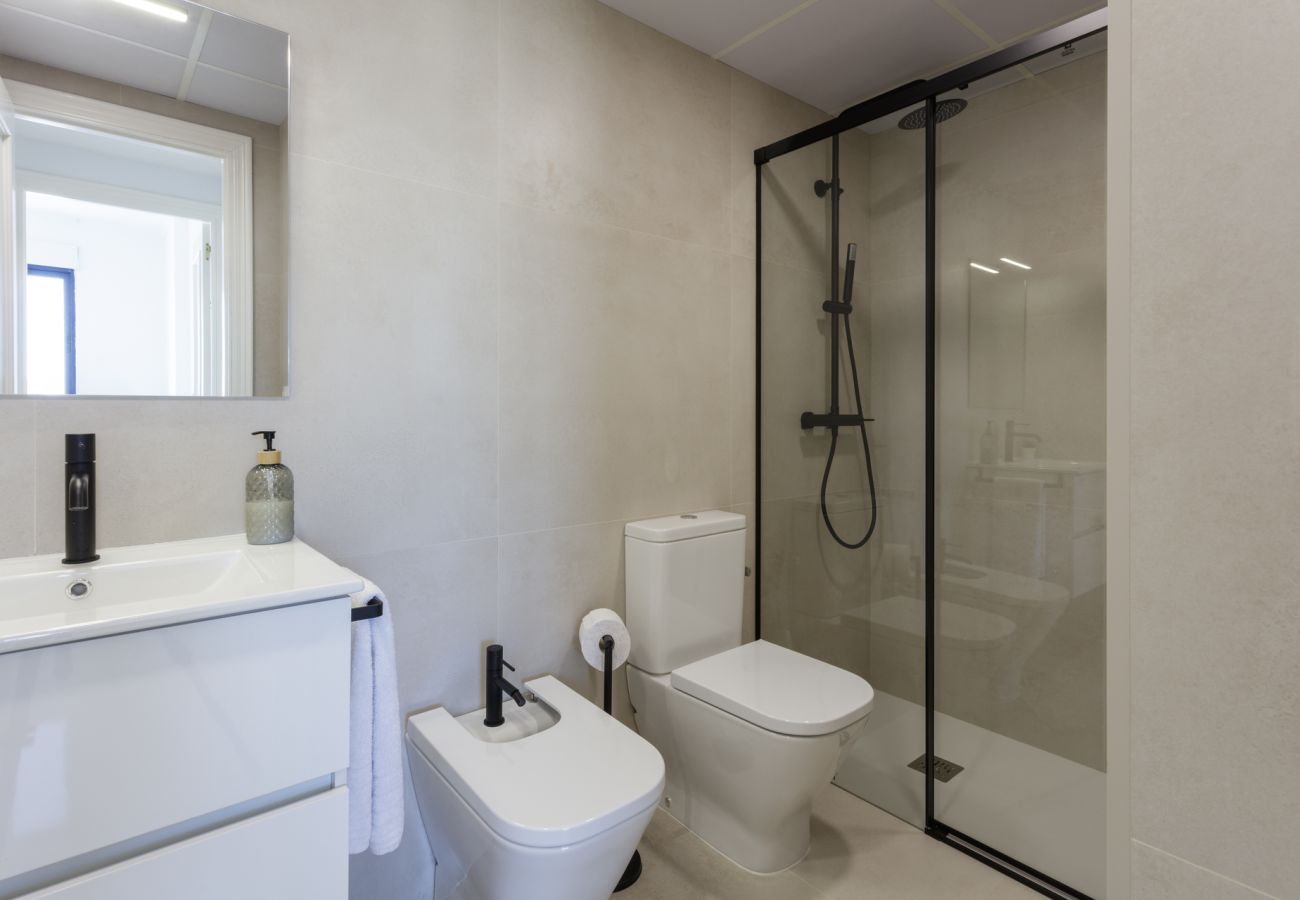 Apartamento en Playa de Gandía - Bonito apartamento en un complejo cerrado y familiar cerca de la playa. Piscina / Wifi / Gim / BBQ - alquiler solo familias