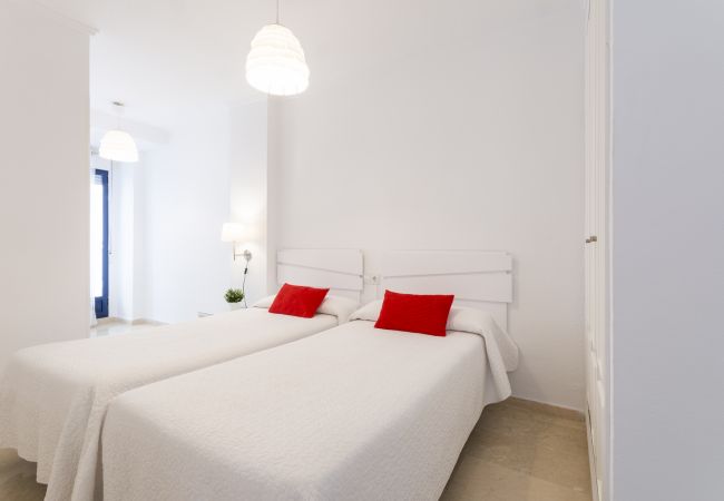 Apartamento en Playa de Gandía -  56. AG EDEN RESORT 9/2/1. Bonito apartamento familiar cerca de la playa Gandia. Piscina / Wifi-ALQUILER SOLO FAMILIAS Apartamento en Playa de Gandía -  56. AG EDEN RESORT 9/2/1. Bonito apartamento familiar cerca de la playa Gandia. Piscina / Wifi-ALQUILER SOLO FAMILIAS