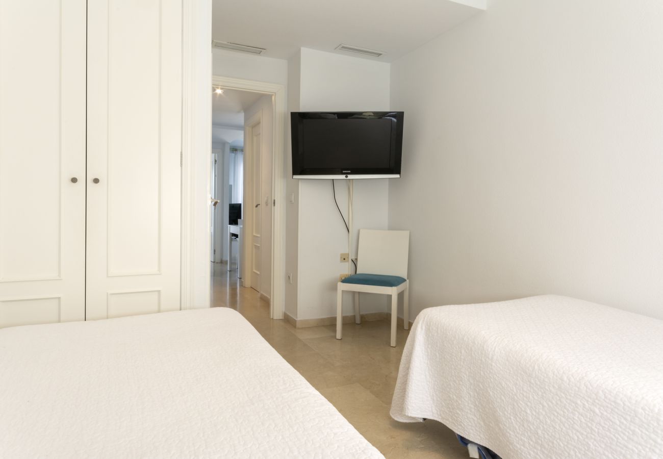 Apartamento en Playa de Gandía -  57. AG EDEN RESORT 11/2/1. Apartamento nuevo en complejo único, Aire Acondicinado, WIFI GRATIS, Padel. Ideal para familias-ALQUILER SOLO FAMILIAS