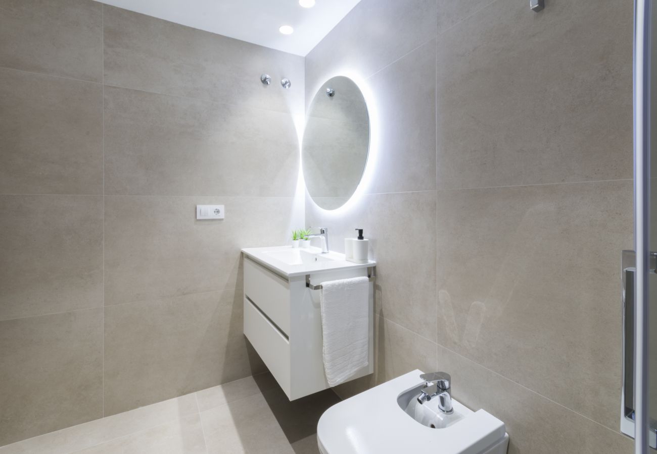 Apartamento en Playa de Gandía -  57. AG EDEN RESORT 11/2/1. Apartamento nuevo en complejo único, Aire Acondicinado, WIFI GRATIS, Padel. Ideal para familias-ALQUILER SOLO FAMILIAS