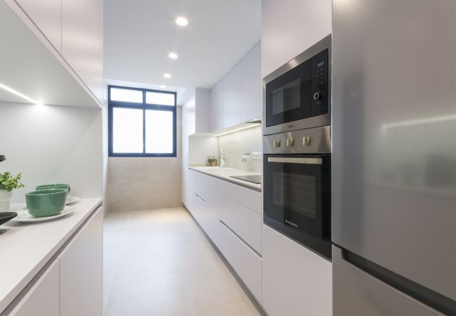 Apartamento en Playa de Gandía - Piscina CLIMATIZADA, Decorado en estilo moderno, con wifi gratis, 5 piscinas, Padel-ALQUILER SOLO FAMILIAS Apartamento en Playa de Gandía - Piscina CLIMATIZADA, Decorado en estilo moderno, con wifi gratis, 5 piscinas, Padel-ALQUILER SOLO FAMILIAS