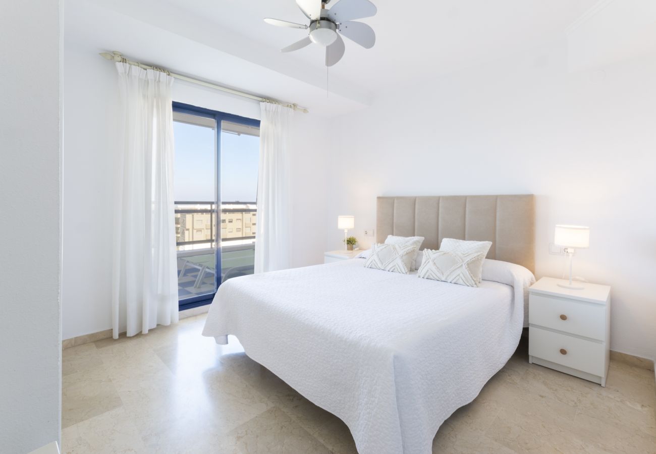 Apartamento en Playa de Gandía - Bonito apartamento en un complejo familiar cerca de la playa. Piscina CLIMATIZADA/ Wifi GRATIS-ALQUILER SOLO FAMILIAS