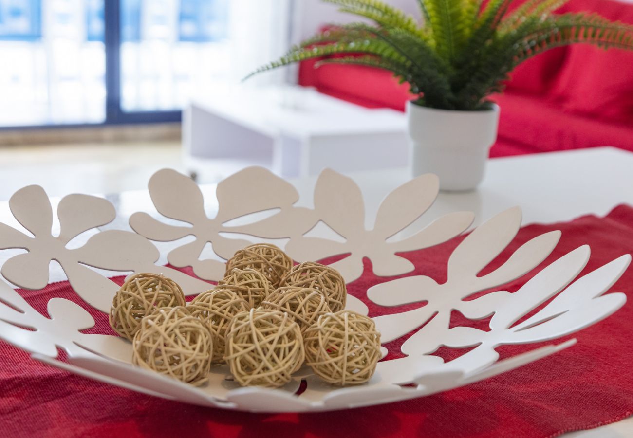 Apartamento en Playa de Gandía - Apartamento con piscinas / wifi / BBQ. Moderna decoración. Ideal para familias.-ALQUILER SOLO FAMILIAS