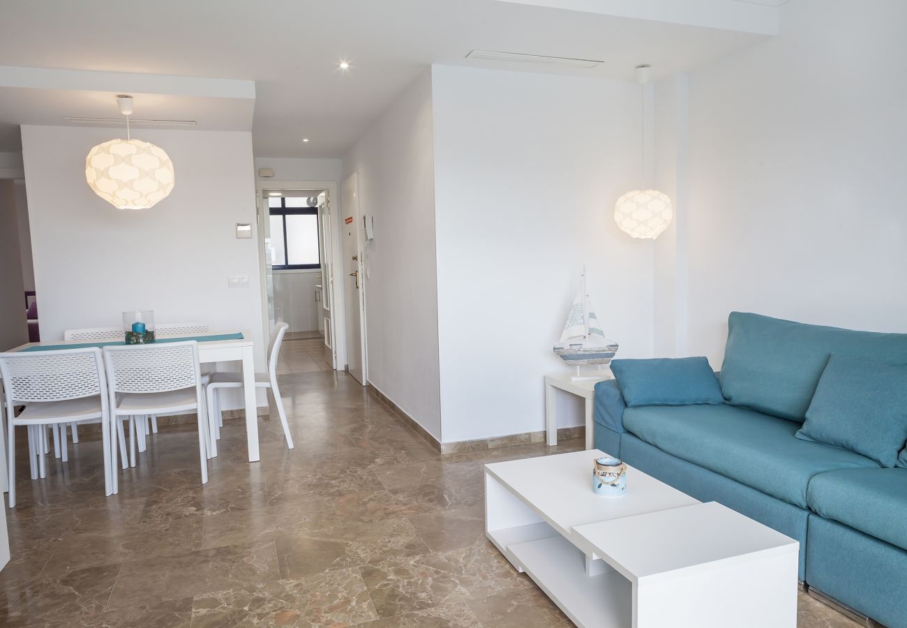 Apartamento en Playa de Gandía - Bonito apartamento familiar con 5 Piscinas / Wifi gratis/ Gym / Padel-ALQUILER SOLO FAMILIAS