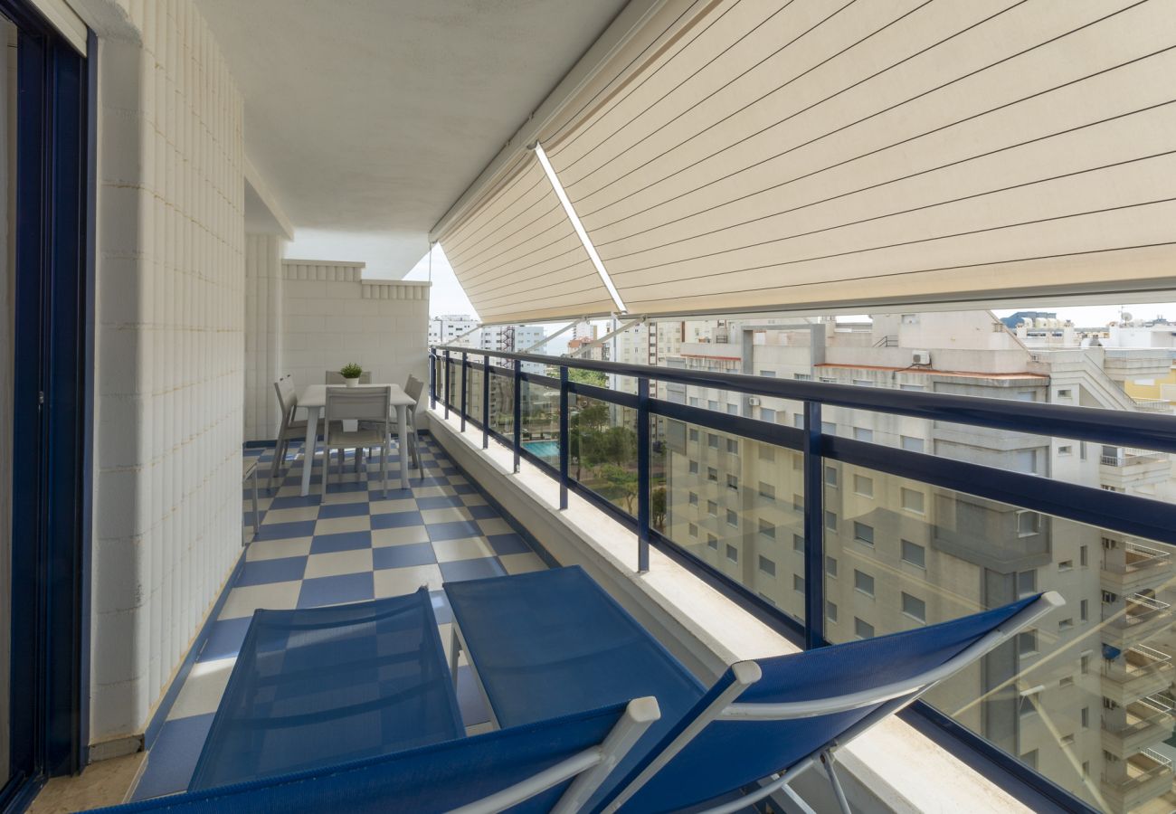 Apartamento en Playa de Gandía - Bonito apartamento familiar con 5 Piscinas / Wifi gratis/ Gym / Padel-ALQUILER SOLO FAMILIAS