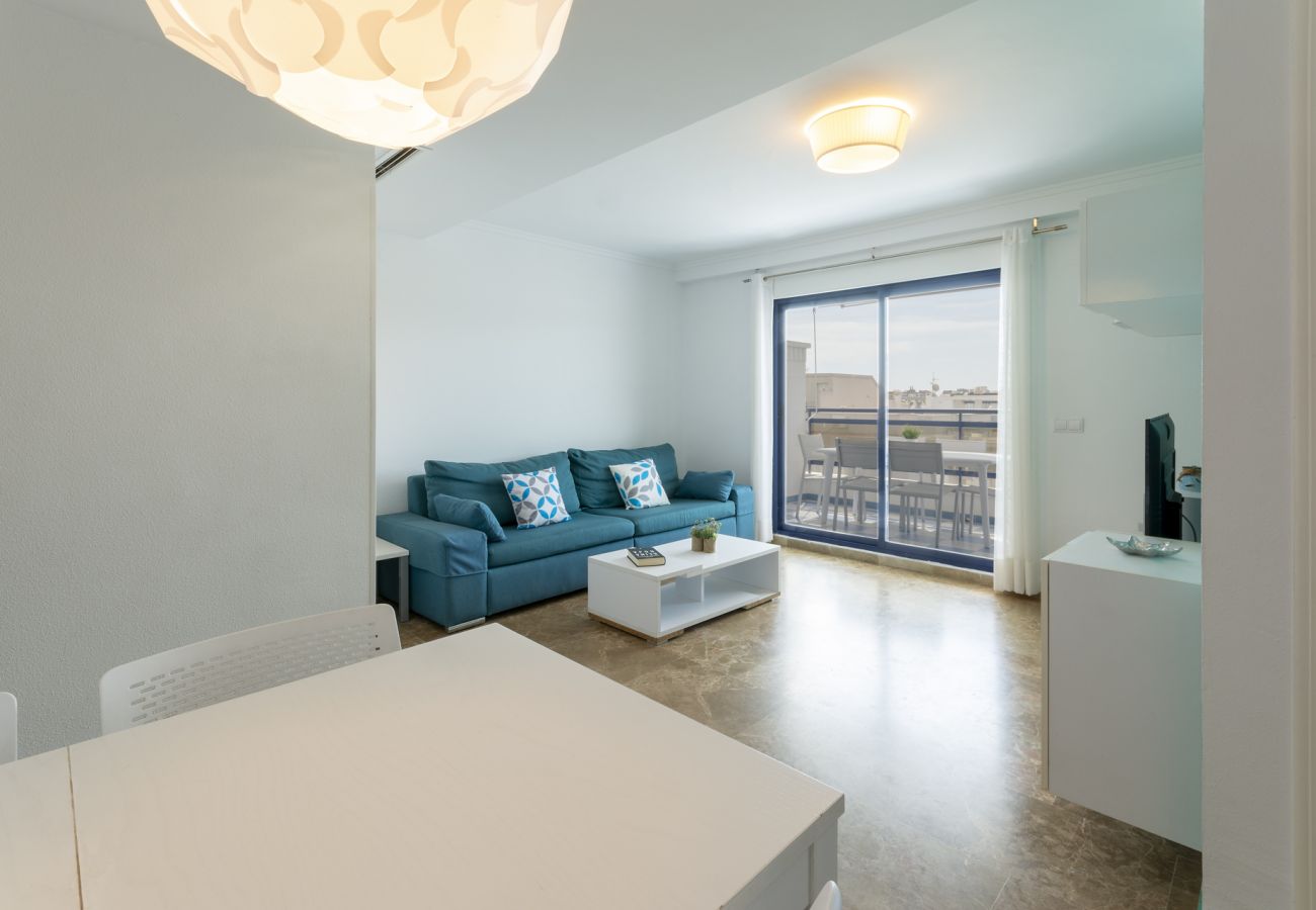 Apartamento en Playa de Gandía - Bonito apartamento familiar con 5 Piscinas / Wifi gratis/ Gym / Padel-ALQUILER SOLO FAMILIAS