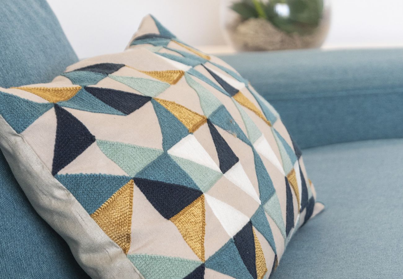 Apartamento en Playa de Gandía - Increíble apartamento con Piscina climatizada, WIFI GRATIS, y 5 piscinas, padel, BBQ-ALQUILER SOLO FAMILIAS