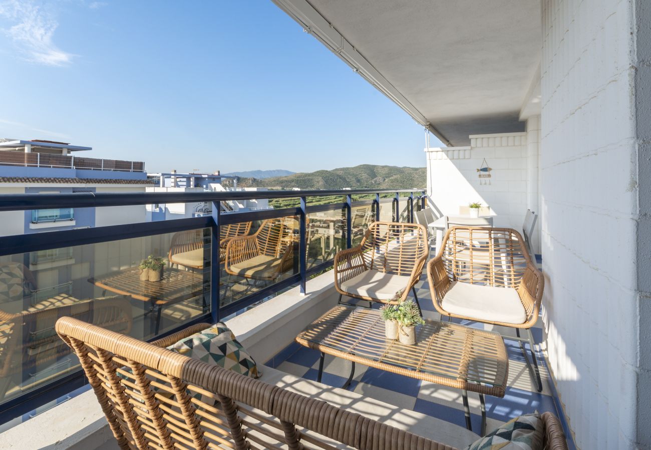 Apartamento en Playa de Gandía - Increíble apartamento con Piscina climatizada, WIFI GRATIS, y 5 piscinas, padel, BBQ-ALQUILER SOLO FAMILIAS