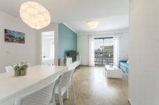 Apartamento en Playa de Gandía - Increíble apartamento con Piscina climatizada, WIFI GRATIS, y 5 piscinas, padel, BBQ-ALQUILER SOLO FAMILIAS