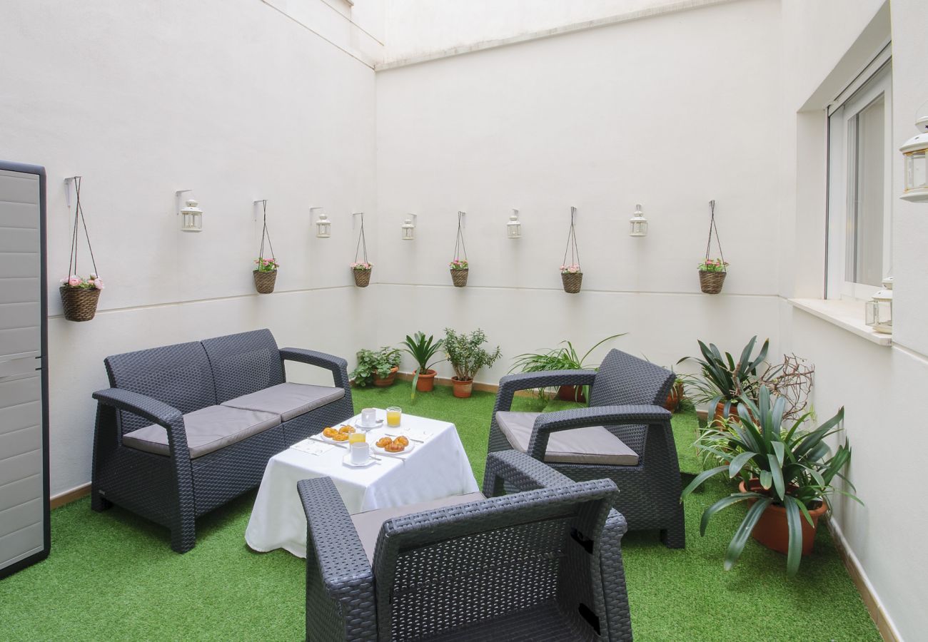 Apartamento en Playa de Gandía - Bonito apartamento, moderna decoración. Junto del puerto. Wifi gratis-ALQUILER SOLO FAMILIAS