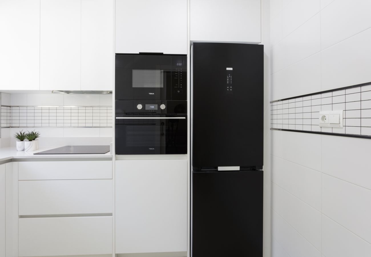 Apartamento en Playa de Gandía - Bonito apartamento, moderna decoración. Junto del puerto. Wifi gratis-ALQUILER SOLO FAMILIAS