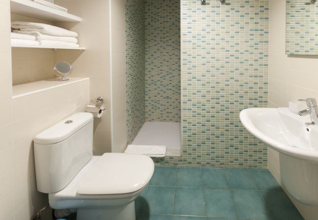 Apartamento en Playa de Gandía - Lujosa y preciosa propiedad de tres dormitorios frente al mar-ALQUILER SOLO FAMILIAS Apartamento en Playa de Gandía - Lujosa y preciosa propiedad de tres dormitorios frente al mar-ALQUILER SOLO FAMILIAS