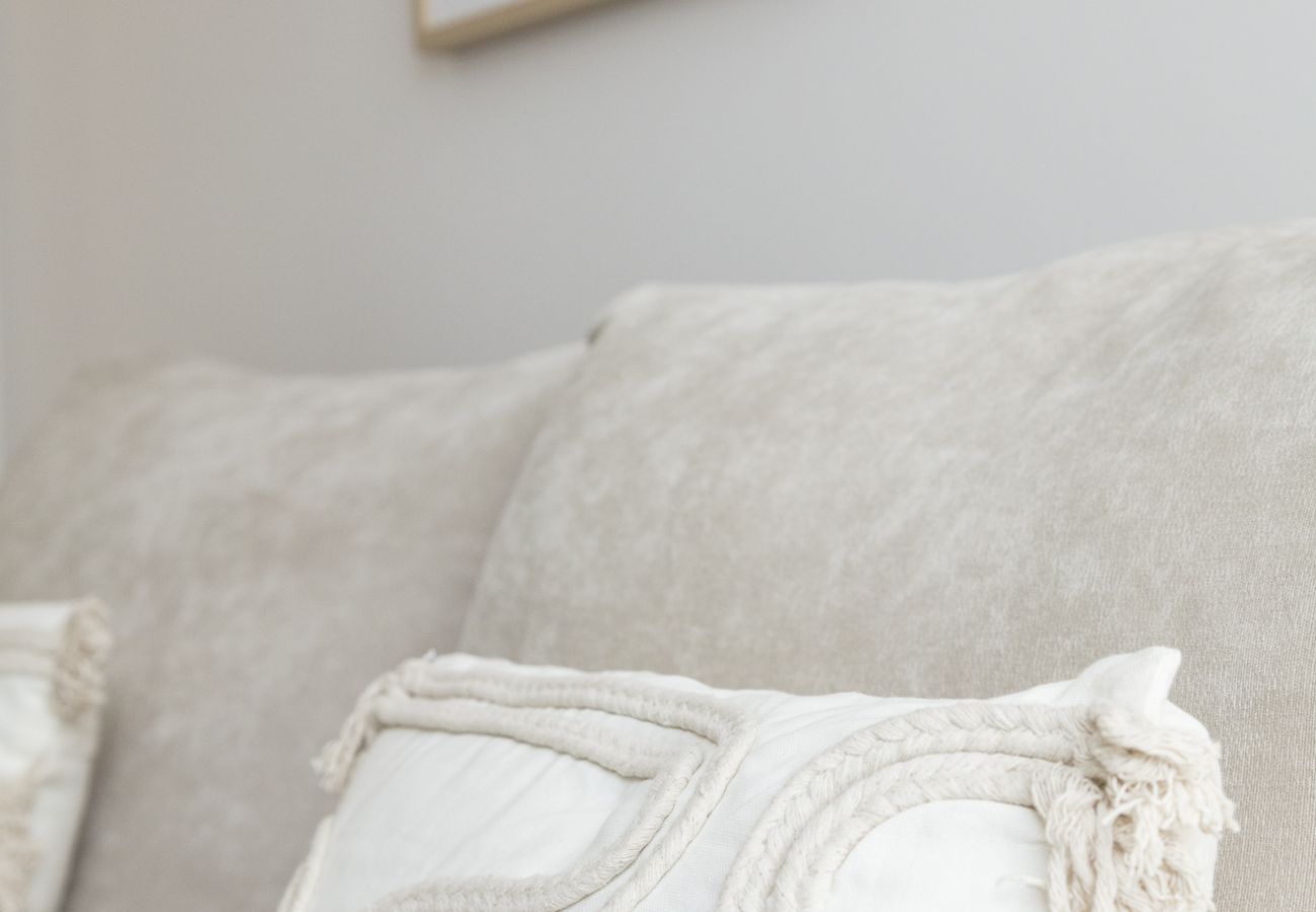 Apartamento en Playa de Gandía - Apartamento con cocina office. Moderna decoración. Junto del puerto. Wifi -ALQUILER SOLO FAMILIAS