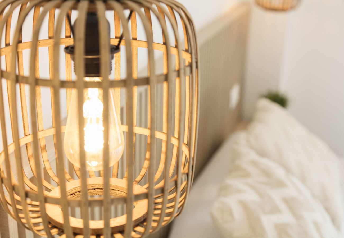 Apartamento en Playa de Gandía - Apartamento decorado en estilo moderno, con wifi. -ALQUILER SOLO FAMILIAS