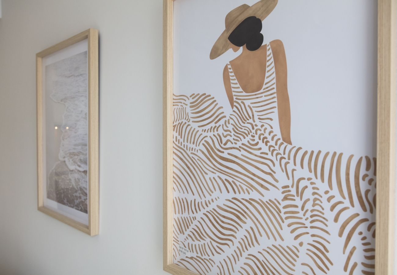 Apartamento en Playa de Gandía - Apartamento decorado en estilo moderno, con wifi. -ALQUILER SOLO FAMILIAS