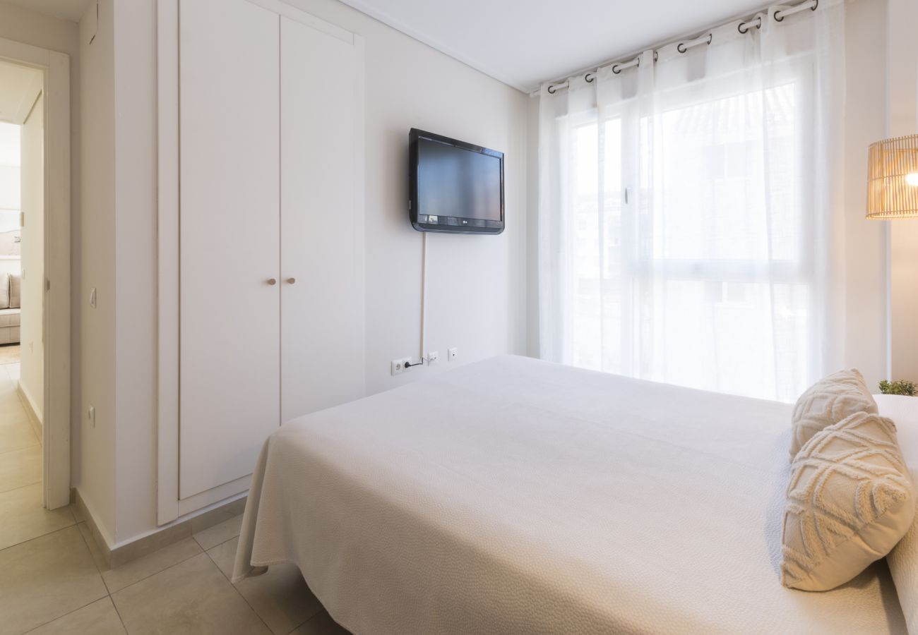 Apartamento en Playa de Gandía - Apartamento familiar de 2 dormitorios. Wifi-ALQUILER SOLO FAMILIAS
