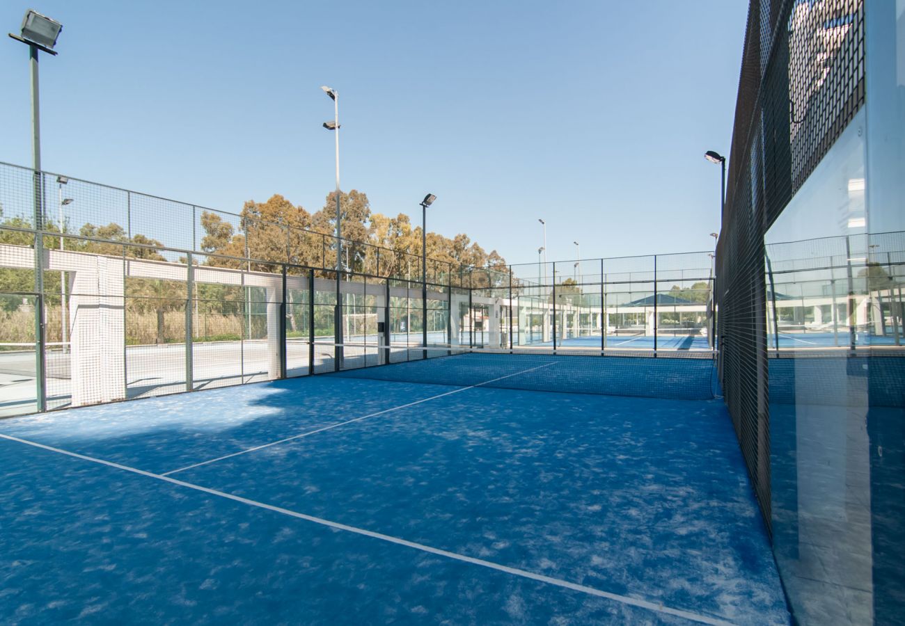 Apartamento en Playa de Gandía - Bonito apartamento de 2 dormitorios. Piscina. Wifi gratis, Sauna-ALQUILER SOLO FAMILIAS