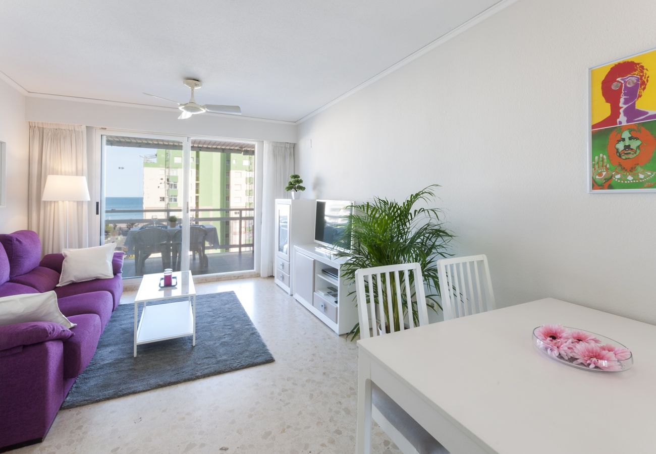 Apartamento en Playa de Gandía - Precioso apartamento 2 dormitorios a pocos de metros de la playa. Piscina. Wifi-ALQUILER SOLO FAMILIAS