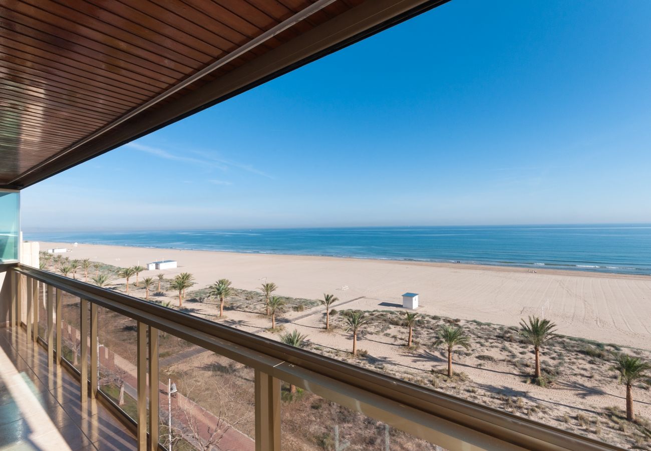 Apartamento en Playa de Gandía - Apartamento Vistas panorámicas al mar. Lujoso reformado.-ALQUILER SOLO FAMILIAS