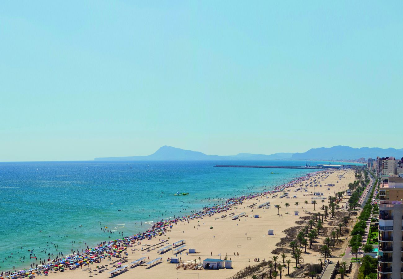 Apartamento en Playa de Gandía - Apartamento Vistas panorámicas al mar. Lujoso reformado.-ALQUILER SOLO FAMILIAS