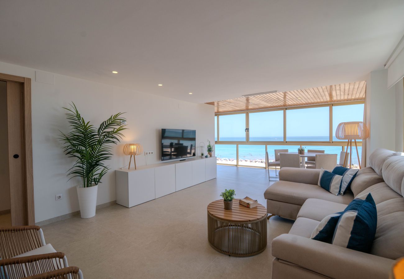 Apartamento en Playa de Gandía - Apartamento Vistas panorámicas al mar. Lujoso reformado .- ALQUILER SOLO FAMILIAS