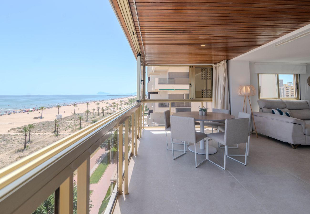 Apartamento en Playa de Gandía - Apartamento Vistas panorámicas al mar. Lujoso reformado .- ALQUILER SOLO FAMILIAS