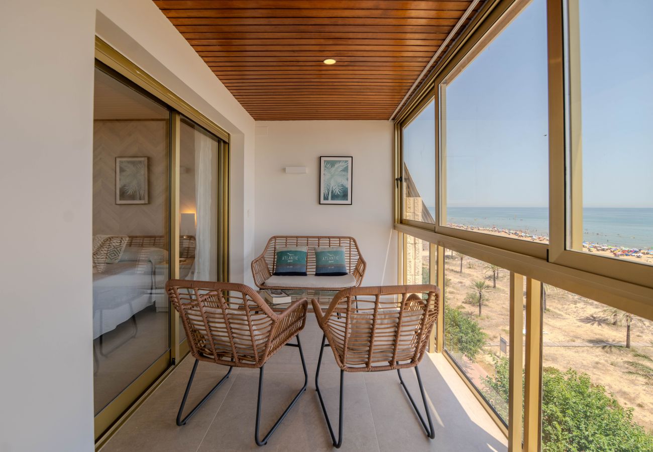 Apartamento en Playa de Gandía - Apartamento Vistas panorámicas al mar. Lujoso reformado .- ALQUILER SOLO FAMILIAS