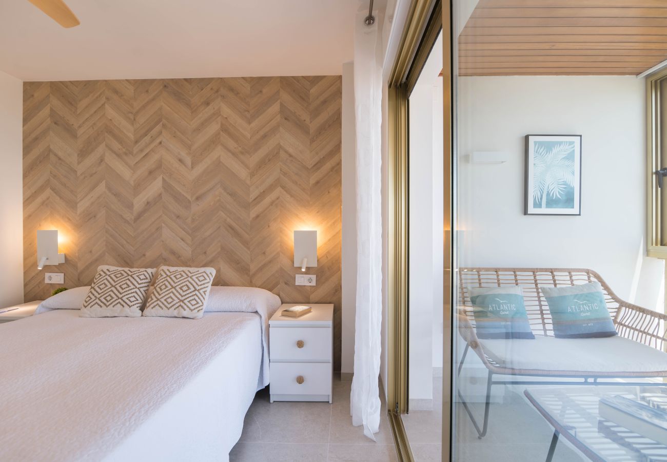 Apartamento en Playa de Gandía - Apartamento Vistas panorámicas al mar. Lujoso reformado .- ALQUILER SOLO FAMILIAS
