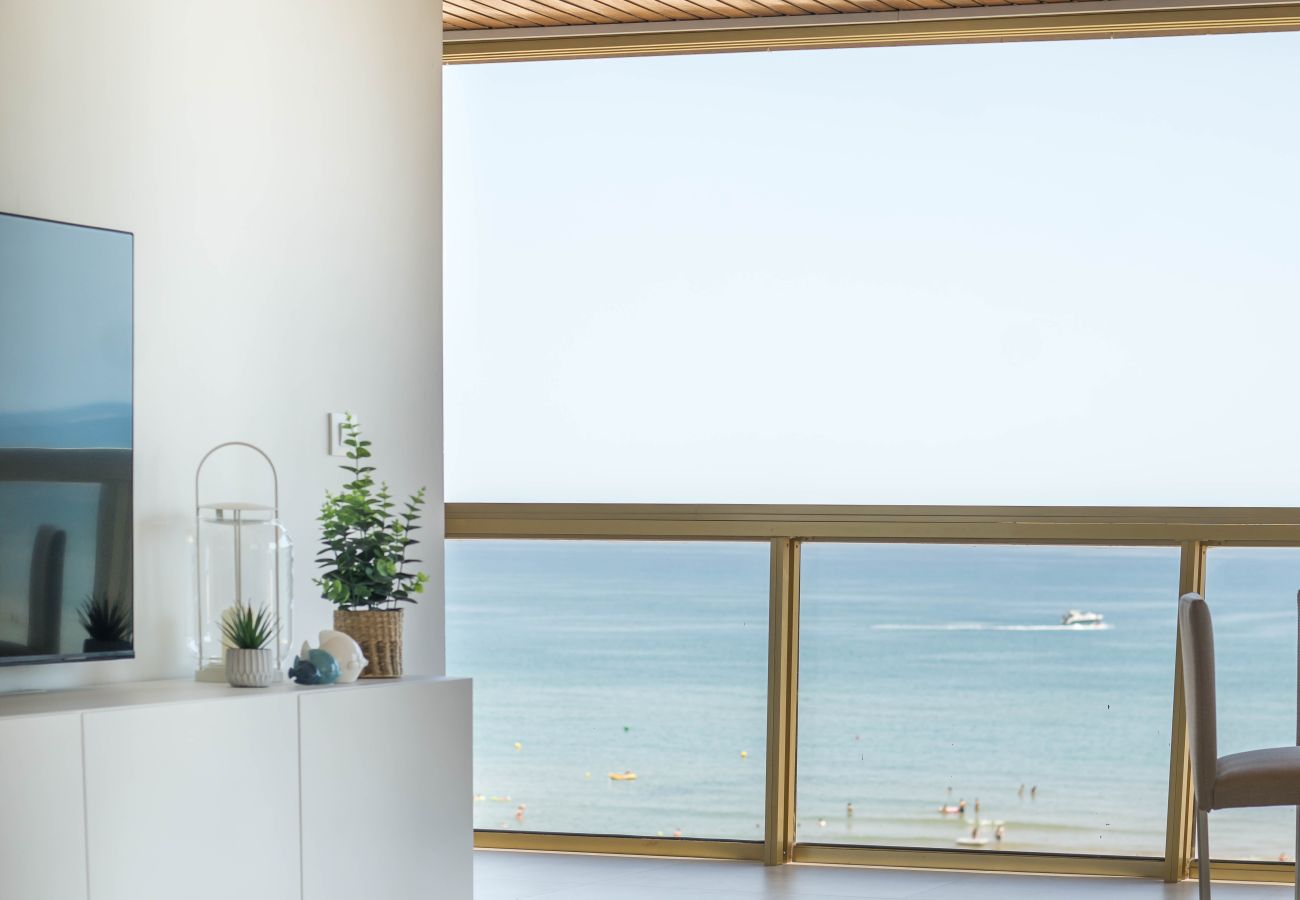 Apartamento en Playa de Gandía - Apartamento Vistas panorámicas al mar. Lujoso reformado .- ALQUILER SOLO FAMILIAS