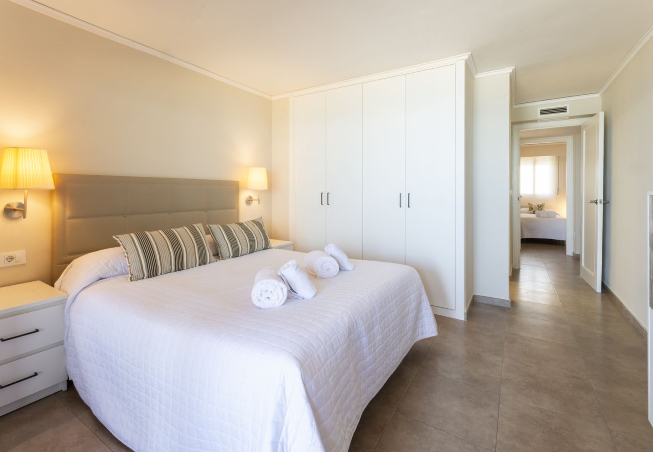 Apartamento en Playa de Gandía - Fabuloso apartamento acceso directo a la playa, WIFI, A/A vista panoramica-ALQUILER SOLO FAMILIAS