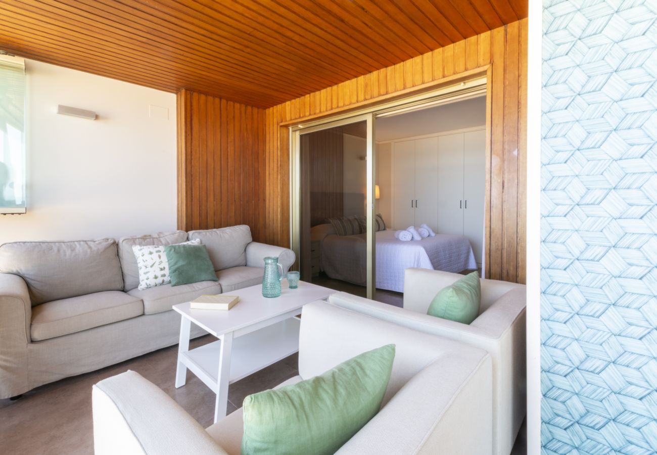 Apartamento en Playa de Gandía - Fabuloso apartamento acceso directo a la playa, WIFI, A/A vista panoramica-ALQUILER SOLO FAMILIAS
