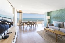 Apartamento en Playa de Gandía - Fabuloso apartamento acceso directo a la playa, WIFI, A/A vista panoramica-ALQUILER SOLO FAMILIAS