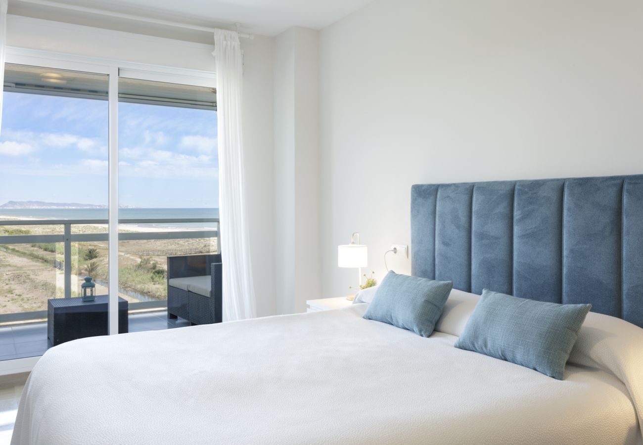 Apartamento en Playa de Gandía - Apartamento con vistas al mar con TV HD. - ALQUILER SOLO FAMILIAS