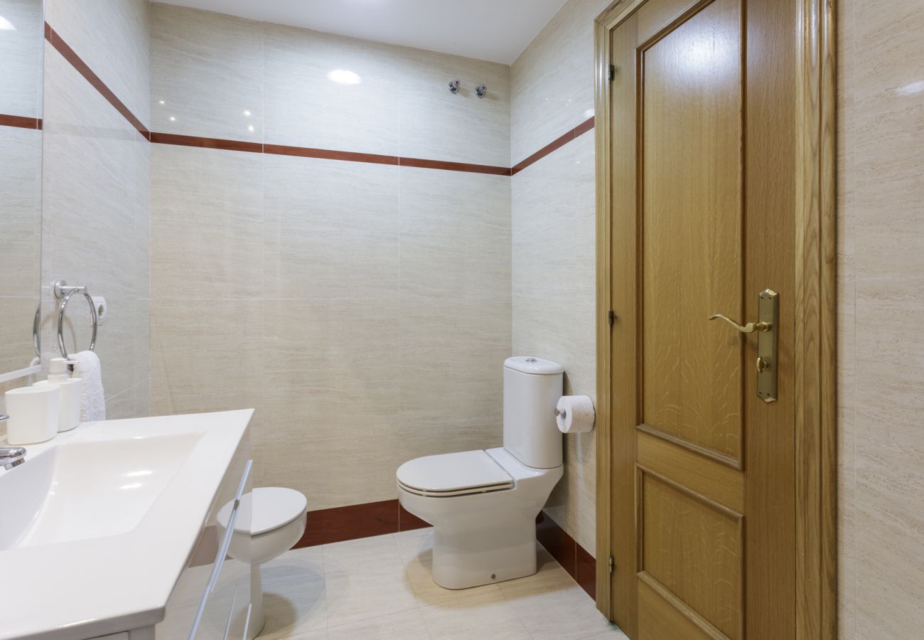 Apartamento en Playa de Gandía - Apartamento con vistas al mar con TV HD. - ALQUILER SOLO FAMILIAS