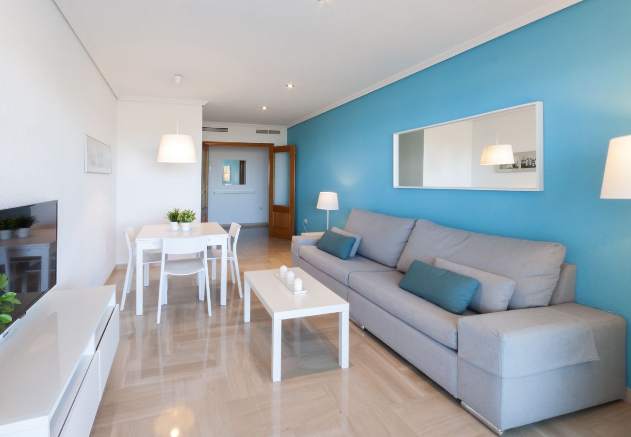 Apartamento en Playa de Gandía - Apartamento con vista al mar. 2 dormitorios / 2 baños-ALQUILER SOLO FAMILIAS