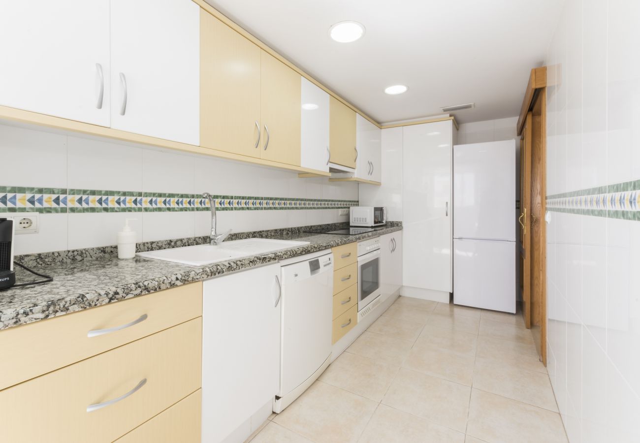 Apartamento en Playa de Gandía - Vistas panorámicas al mar. Escapada familiar a la playa!-ALQUILER SOLO FAMILIAS