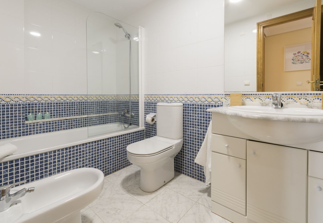 Apartamento en Playa de Gandía - Fabuloso apartamento de playa para unas excelentes vacaciones. Increíbles vistas al mar!-ALQUILER SOLO FAMILIAS