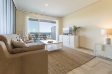 Apartamento en Playa de Gandía - Fabuloso apartamento de playa para unas excelentes vacaciones. Increíbles vistas al mar!-ALQUILER SOLO FAMILIAS