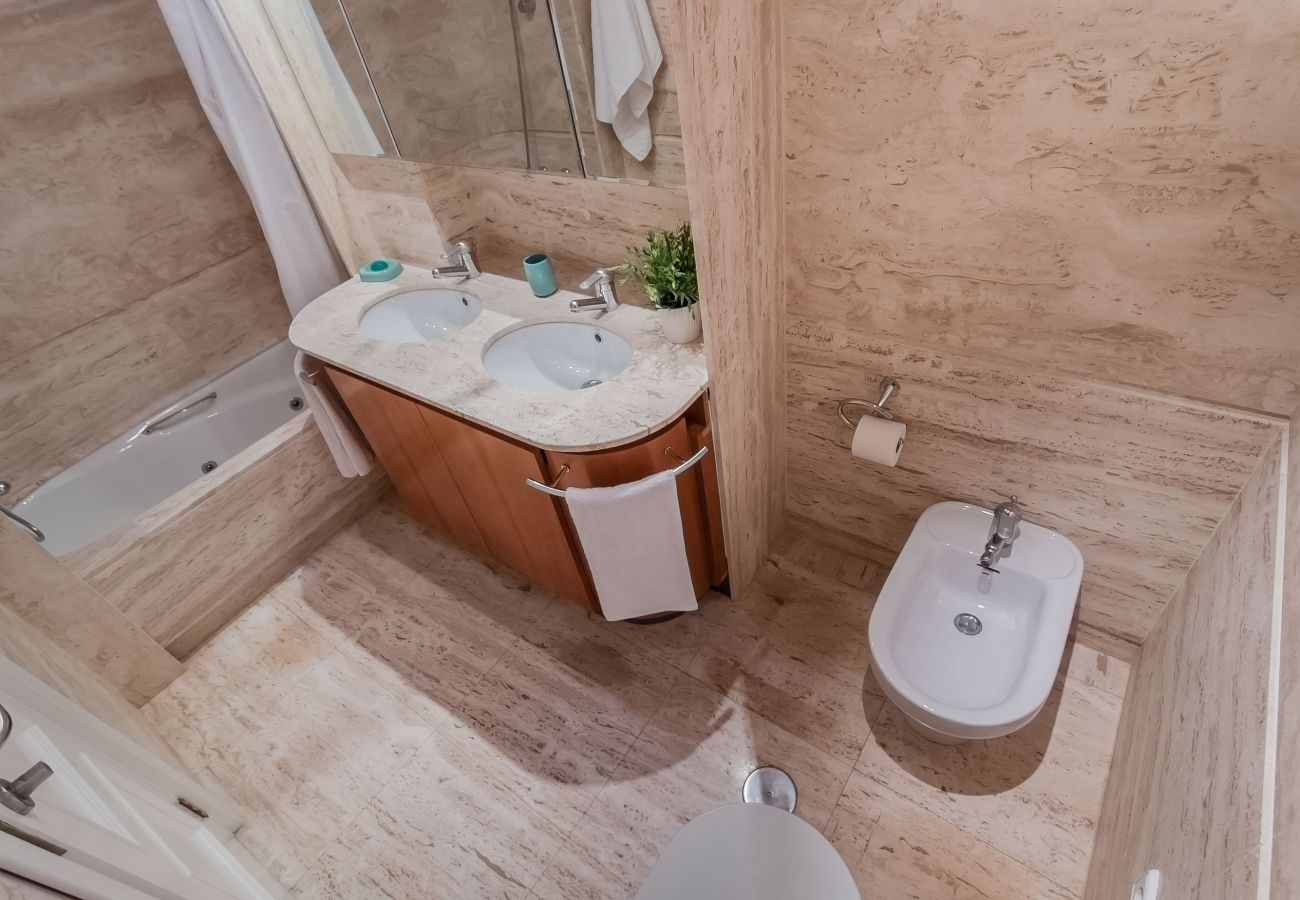 Apartamento en Playa de Gandía - Apartamento con increíbles vistas al mar / piscina -ALQUILER SOLO FAMILIAS