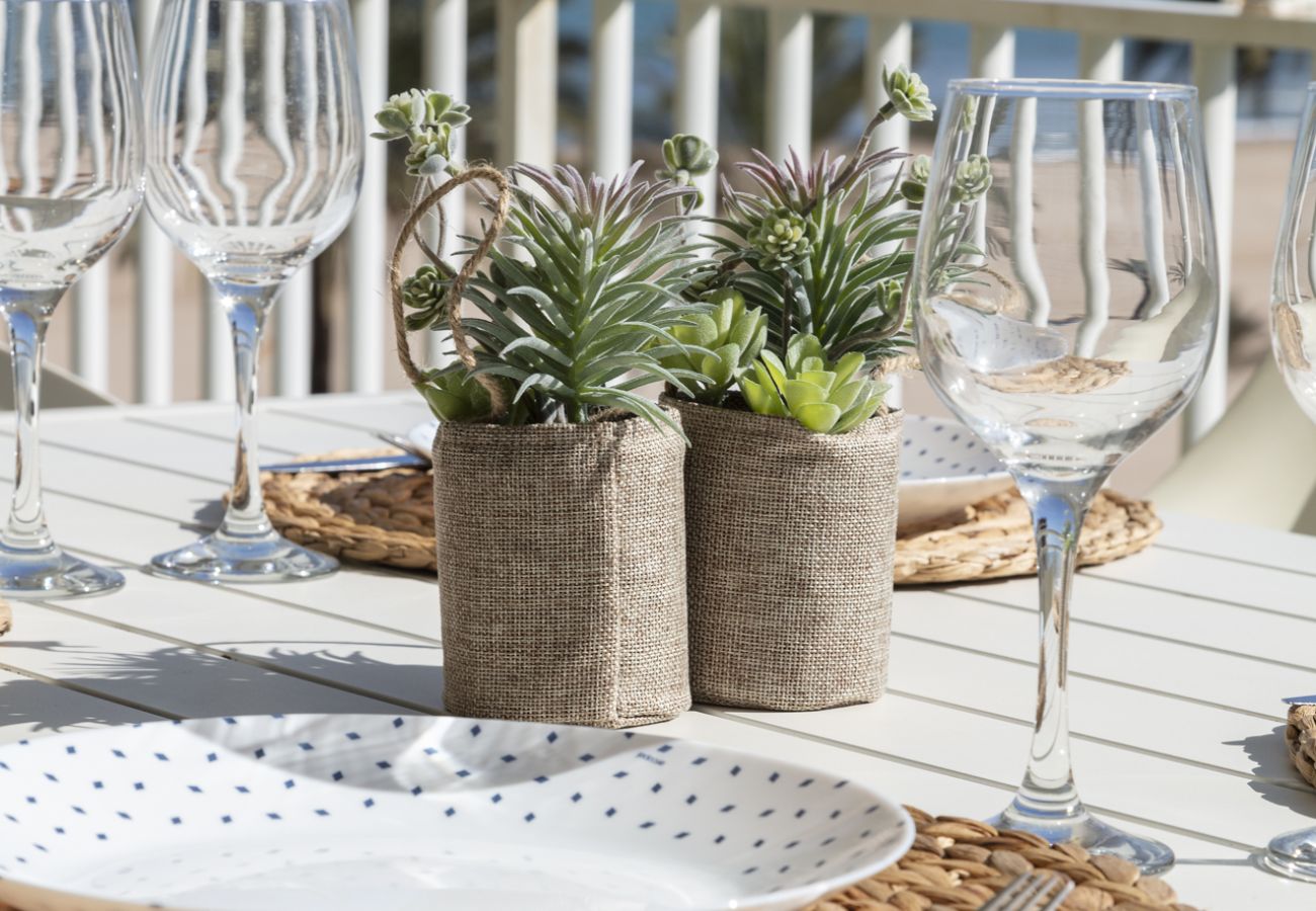 Apartamento en Playa de Gandía - Apartamento con increíbles vistas al mar / piscina -ALQUILER SOLO FAMILIAS