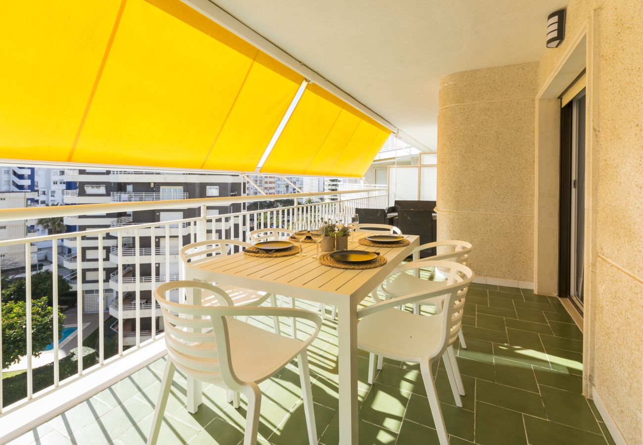 Apartamento en Playa de Gandía - Increíbles vistas al mar / piscina -ALQUILER SOLO FAMILIAS