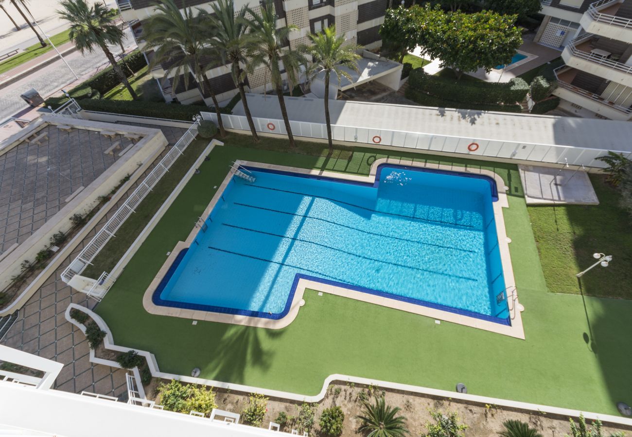 Apartamento en Playa de Gandía - Increíbles vistas al mar / piscina -ALQUILER SOLO FAMILIAS