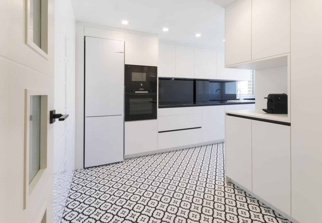 Apartamento en Playa de Gandía - Increíbles vistas al mar / piscina -ALQUILER SOLO FAMILIAS