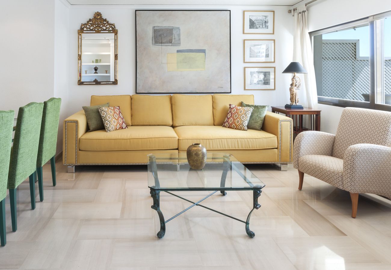 Apartamento en Playa de Gandía - Elegante Apartamento a pie de Playa. SOLO FAMILIAS