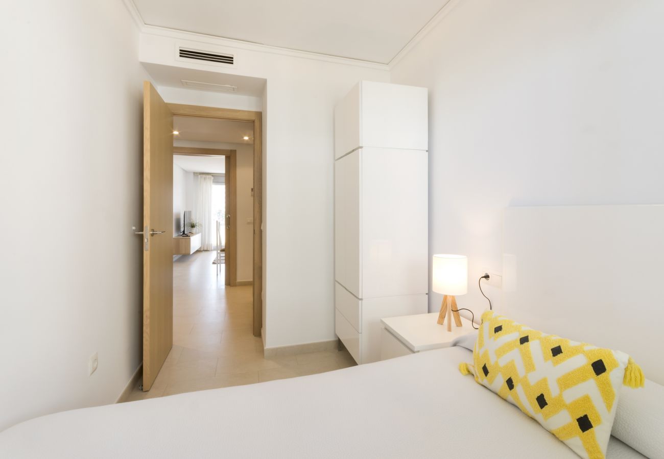 Apartamento en Playa de Gandía - Escapada familiar a la playa! Lujoso retiro frente al mar.-ALQUILER SOLO FAMILIAS