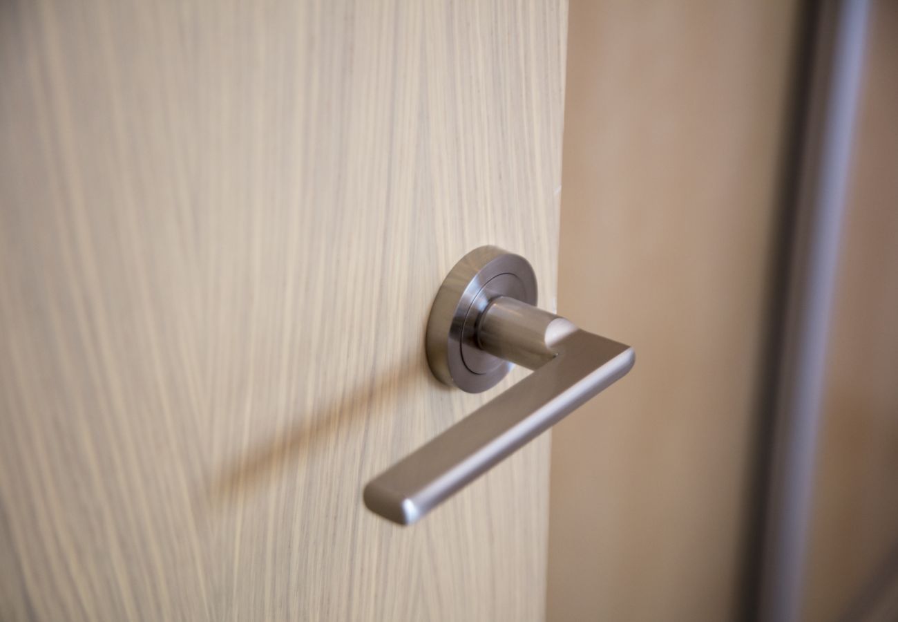 Apartamento en Playa de Gandía - Escapada familiar a la playa! Lujoso retiro frente al mar.-ALQUILER SOLO FAMILIAS